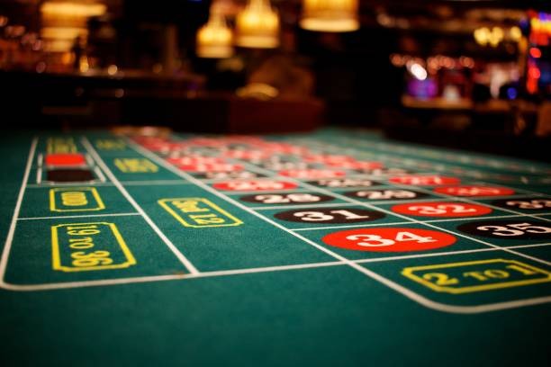furla77 mobile app interface showing live blackjack dealer and sportsbook markets